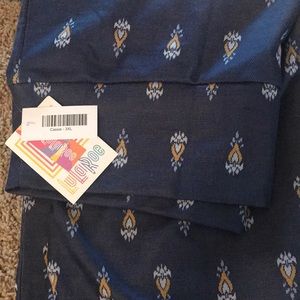 Brand new Lularoe Cassie